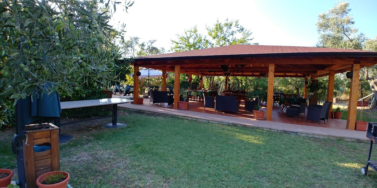 La Piana Degli Ulivi Bed & Breakfast Росано Екстериор снимка